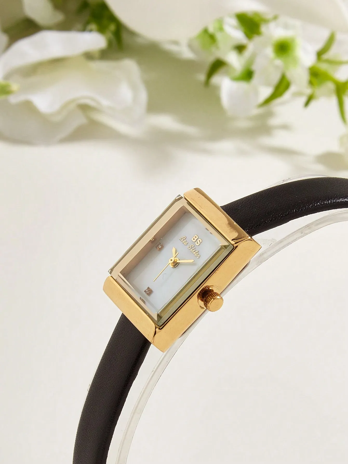 1pc Classic Simple Leisure Shell Surface Quartz Wristwatch