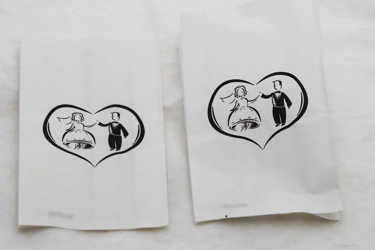 50 Pack Wedding Cake Bags Greaseproof Wax Paper Slice Take Home Favour Bride Groom in Heart