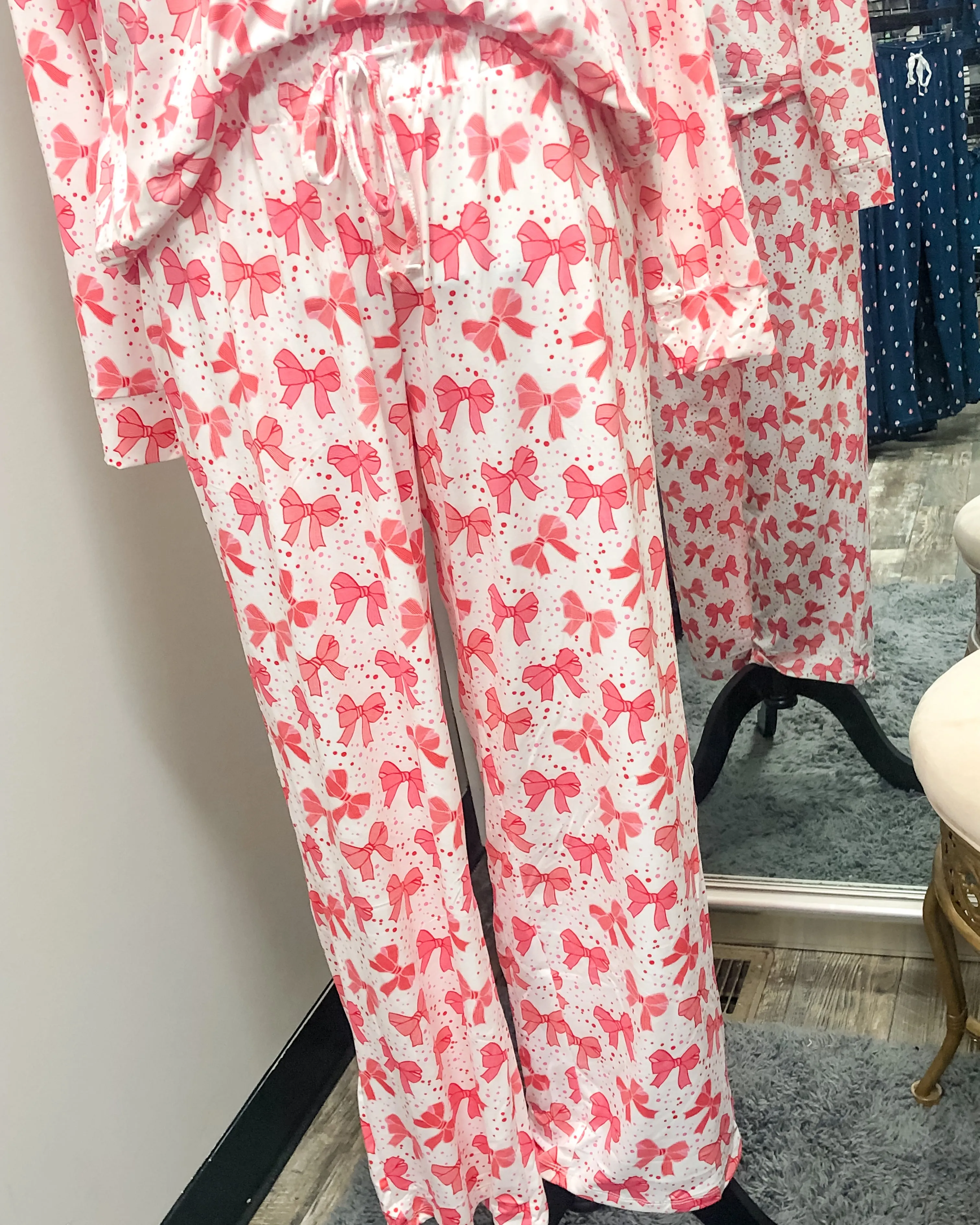 Annie Lounge Set - Red Bows