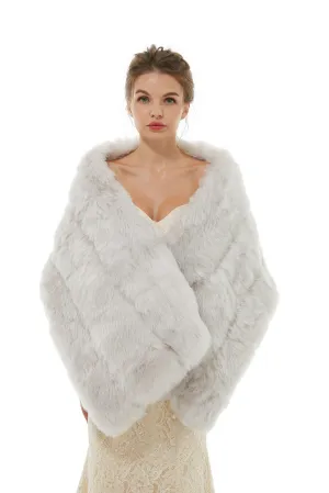 Berey - Winter Faux Fur Wedding Wrap