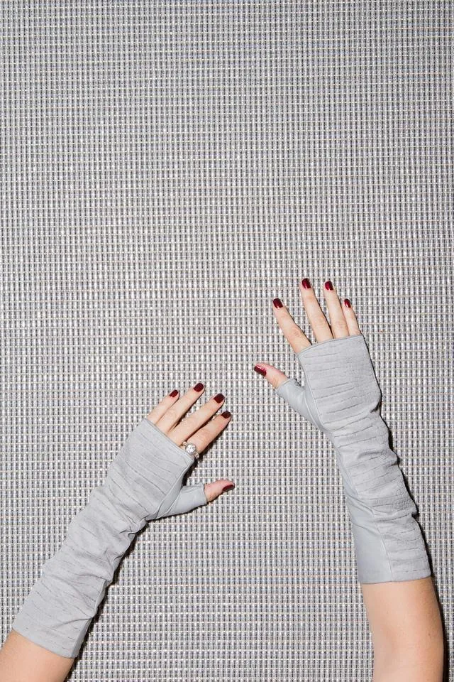 Bianca Fingerless/Stone