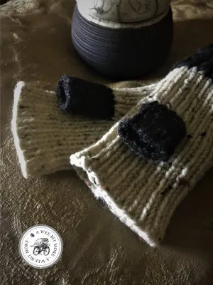 Black & Oatmeal Fingerless Mitts, Vegan