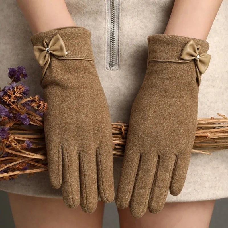Bowtique Touchscreen Gloves