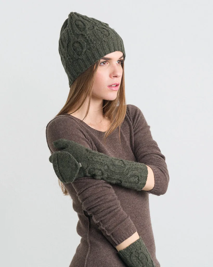 CASHMERE CABLE HAT