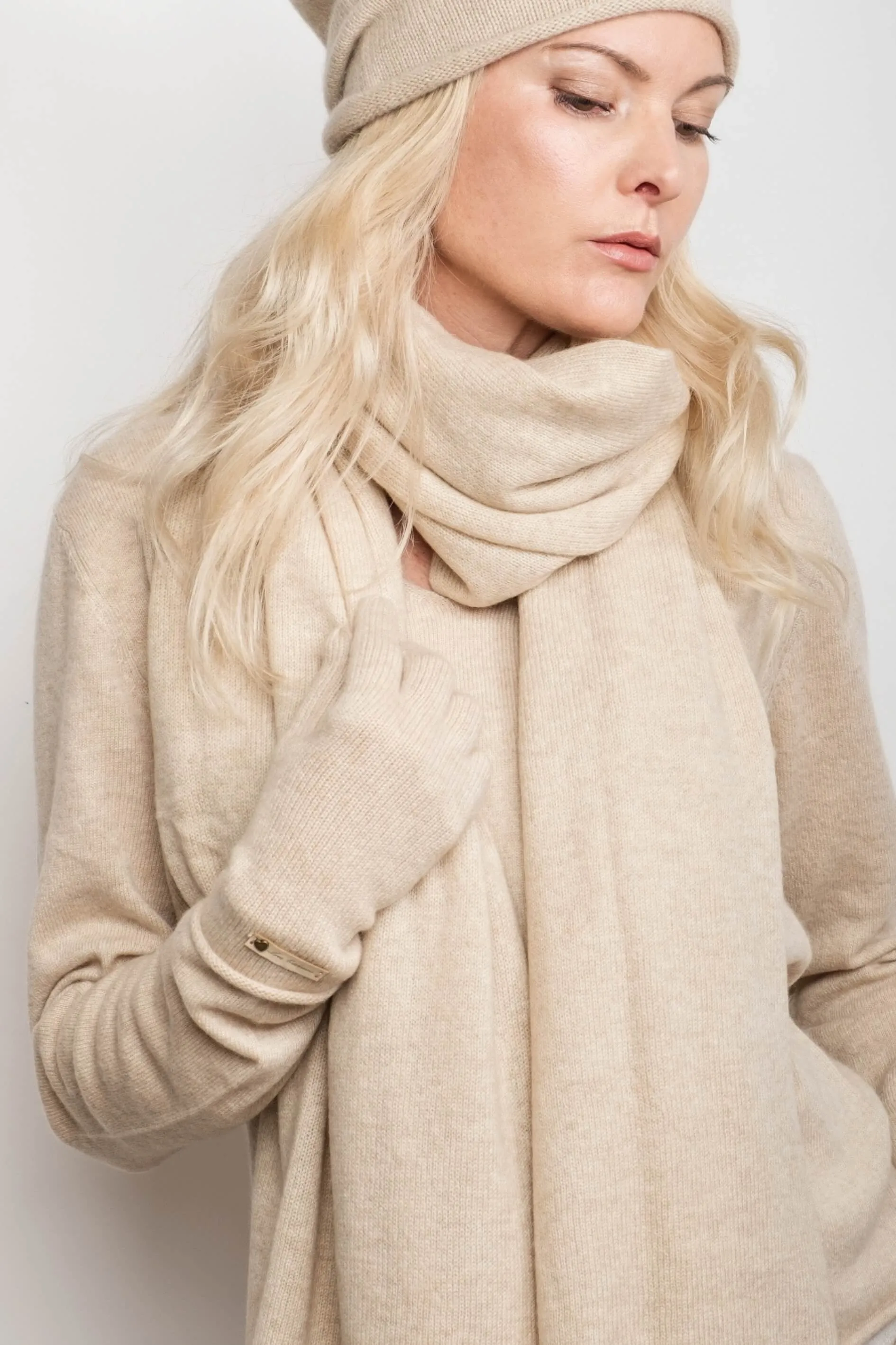 Cashmere Fine Knit Gloves - Cream