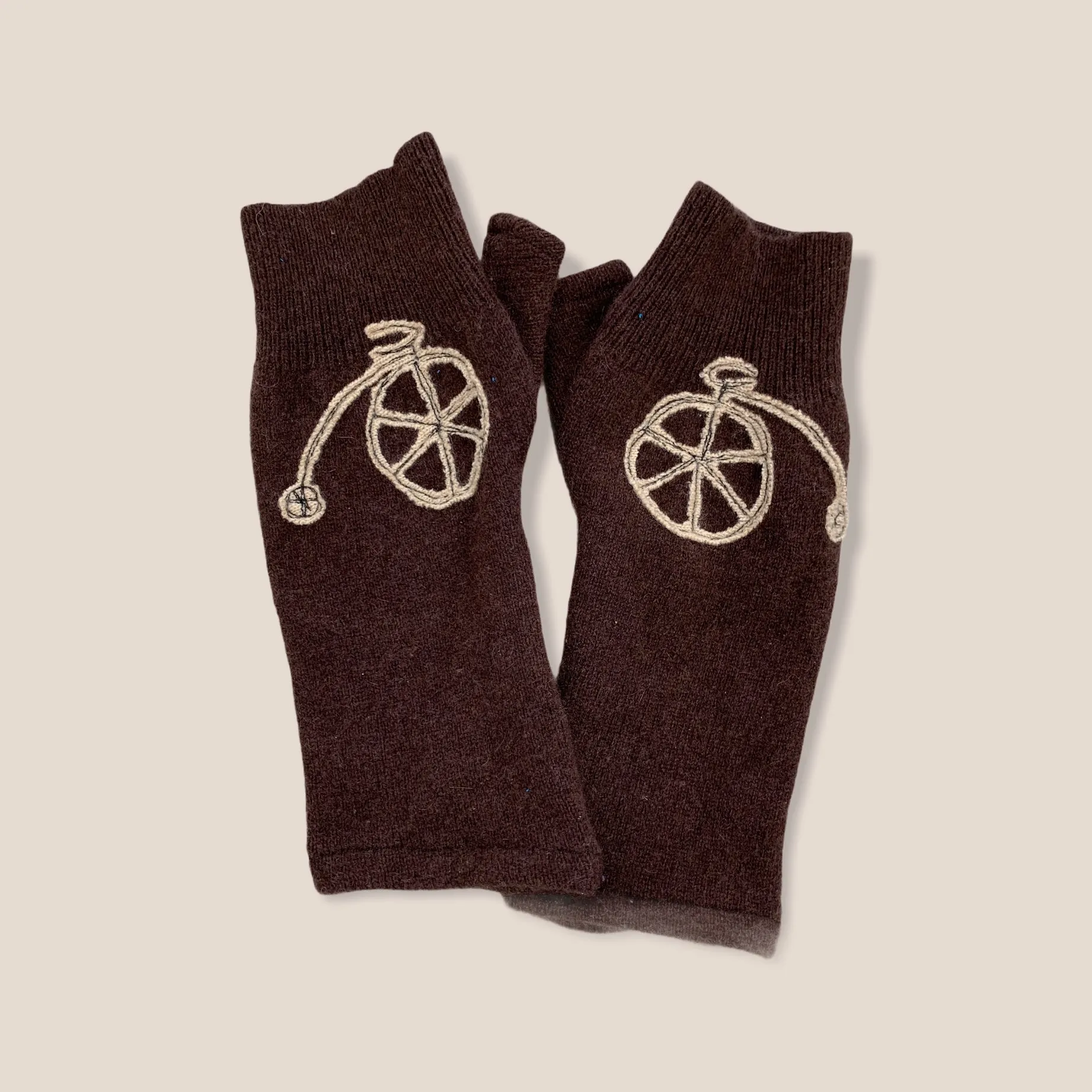 Cashmere Gloves with Bikes by Sardine