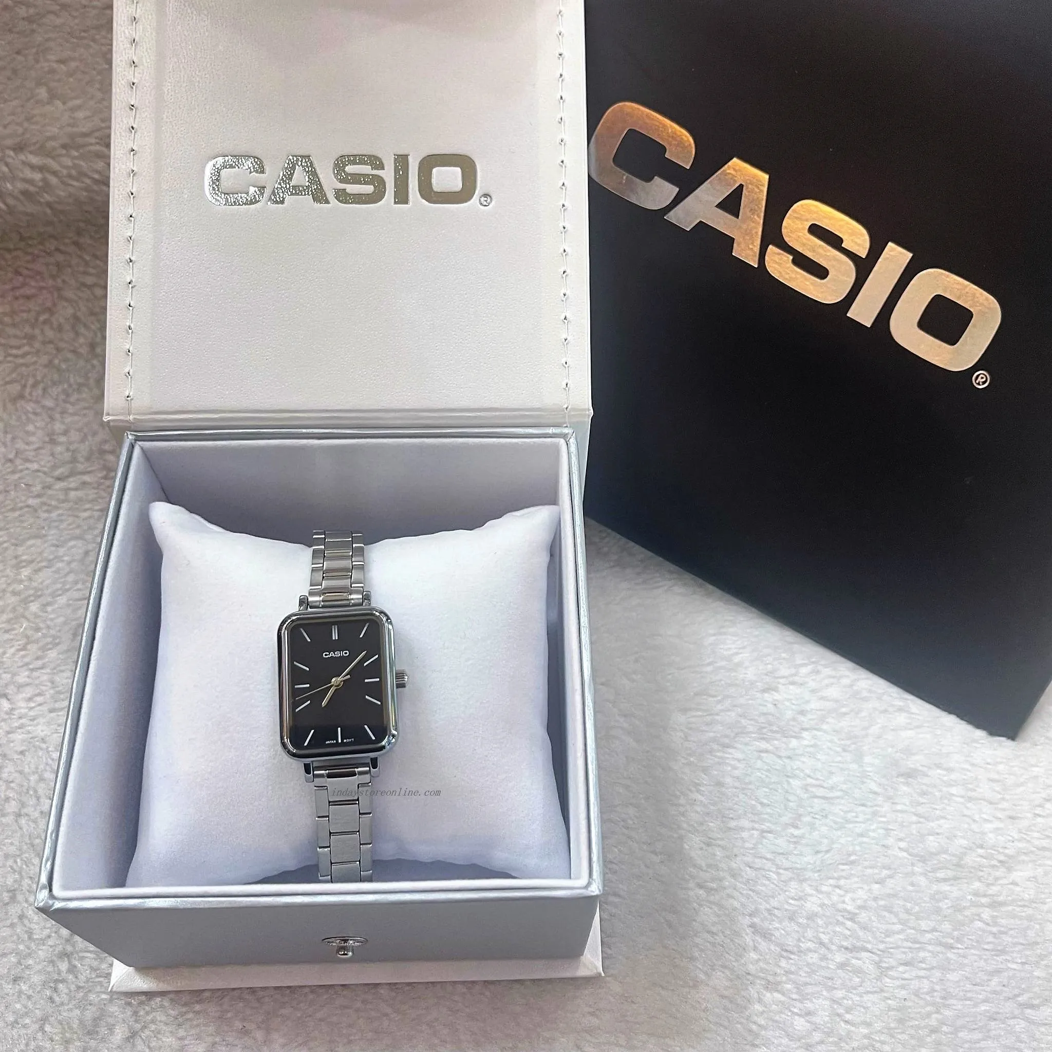 Casio Standard Women's Watch LTP-V009D-1E Square Type Silver Plated Stainless Steel Strap