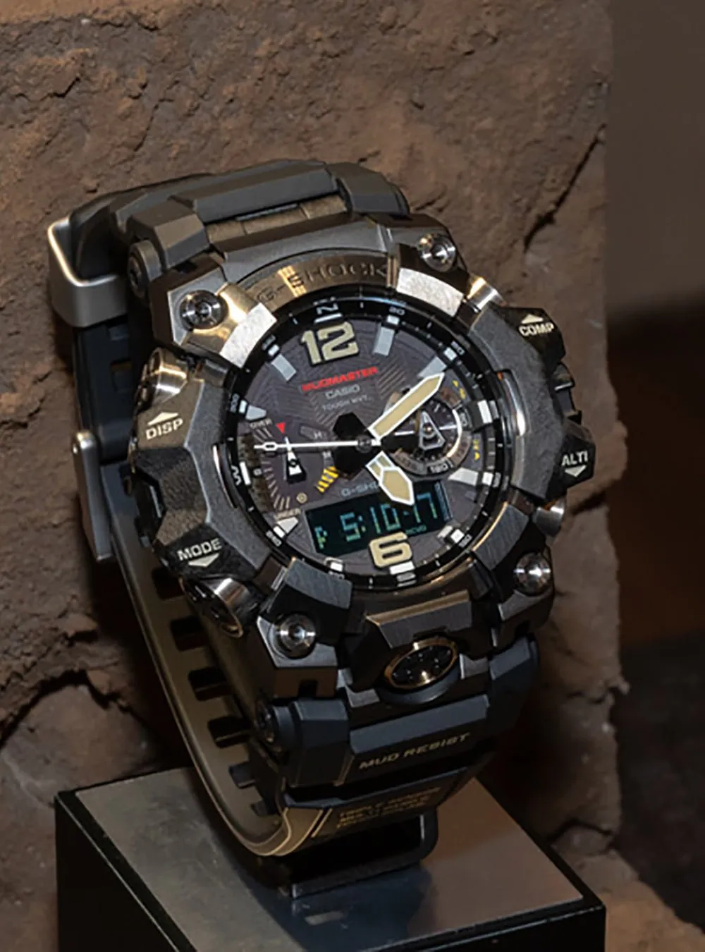 CASIO WATCH G-SHOCK MASTER OF G - LAND MUDMASTER GWG-B1000 MADE IN JAPAN JDM