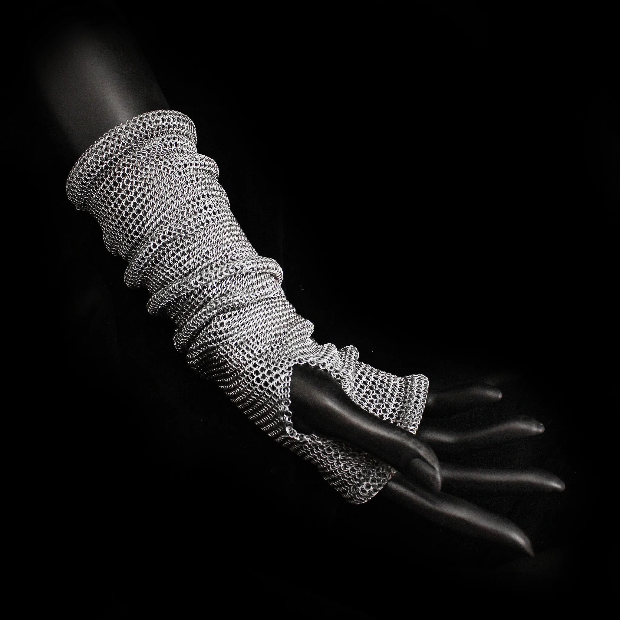 Chainmail Slouch Fingerless Glove