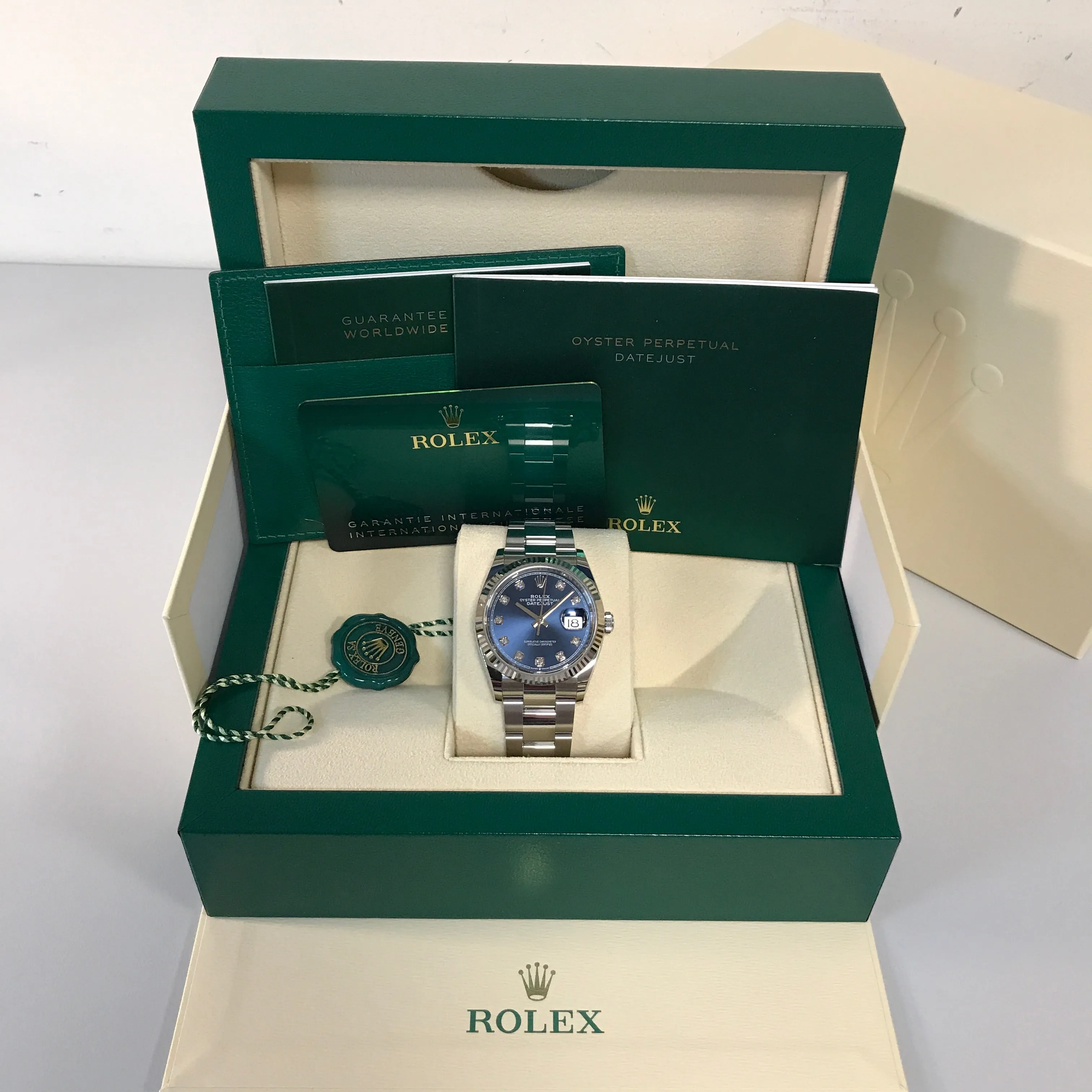 Datejust 36 Fluted Blue Diamond Dial (126234-0038)