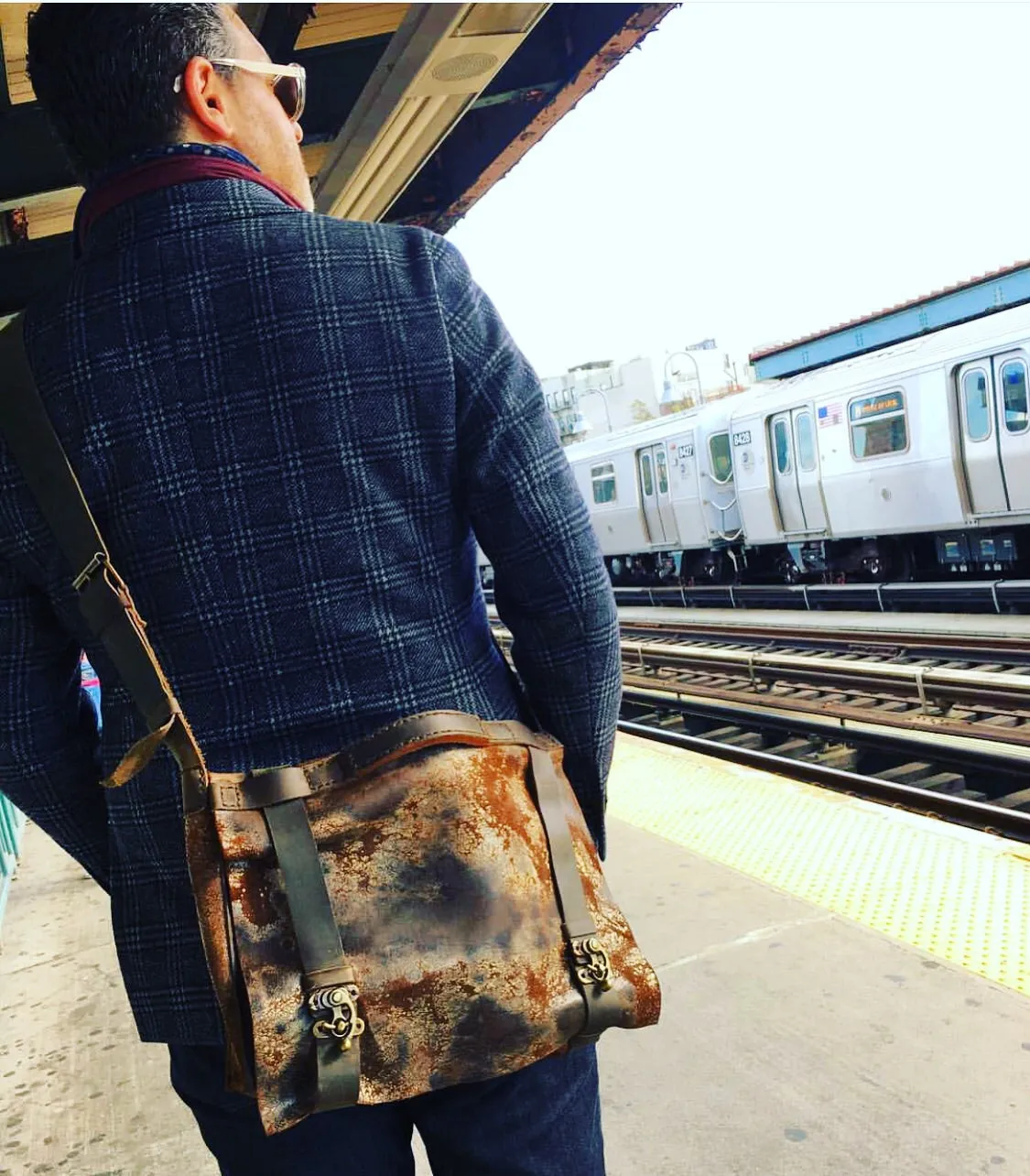 Distressed Messenger, Leather Laptop Bag, Handmade Leather Crossbody Messenger Bag