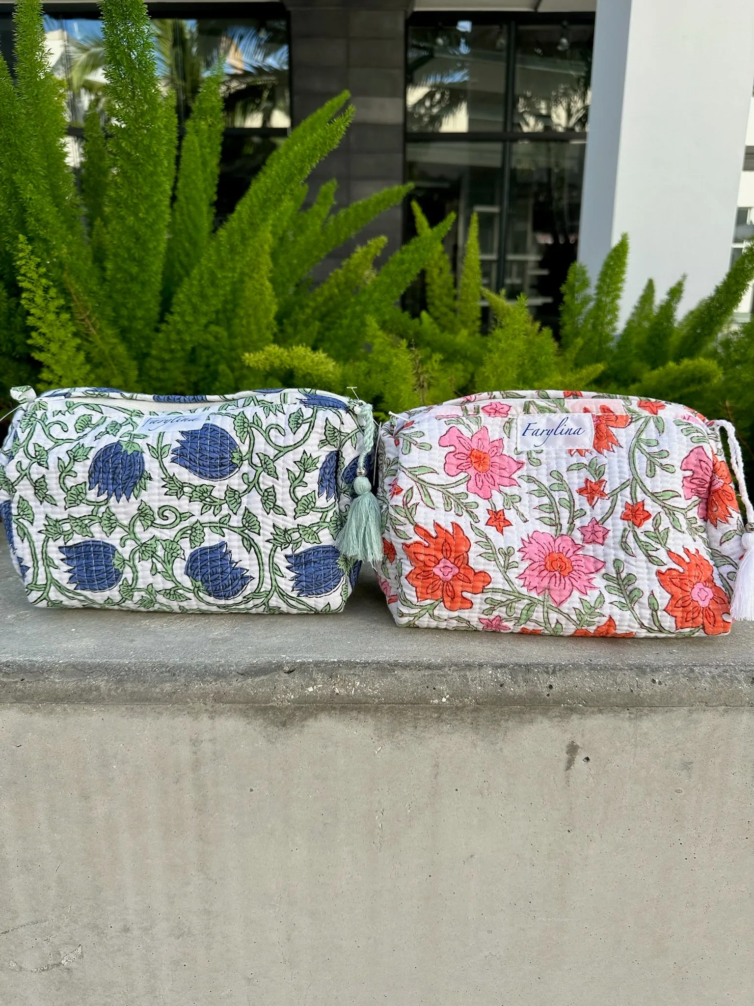 Farylina Floral Toiletry Set