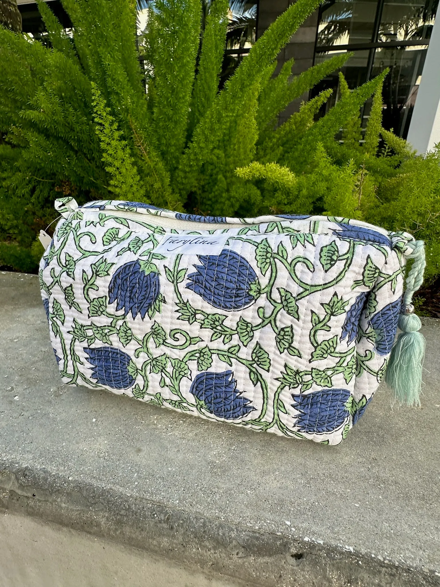 Farylina Floral Toiletry Set