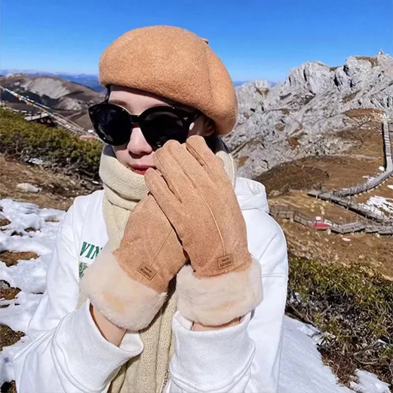 Fashionable Full Finger Mittens for Women - Keep Warm in Style!