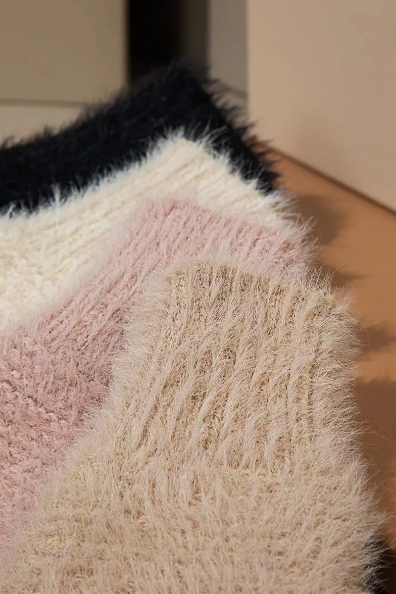 Garter Stitch Fingerless Gloves: Pink