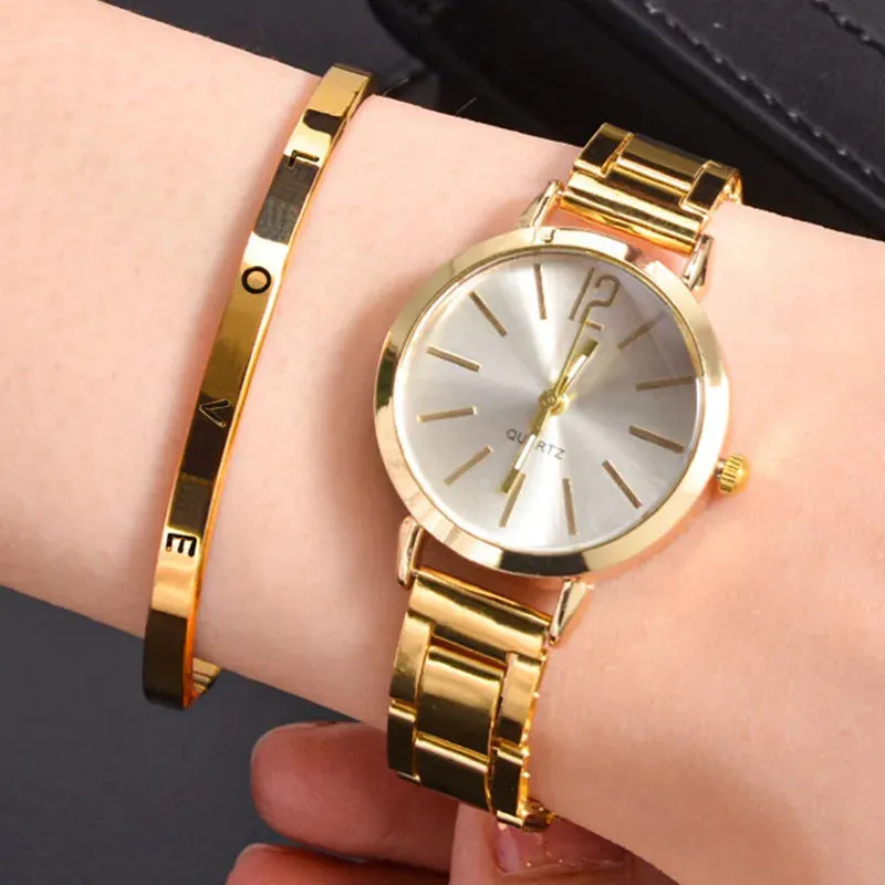 Hailey | Fashionable set with simple dial