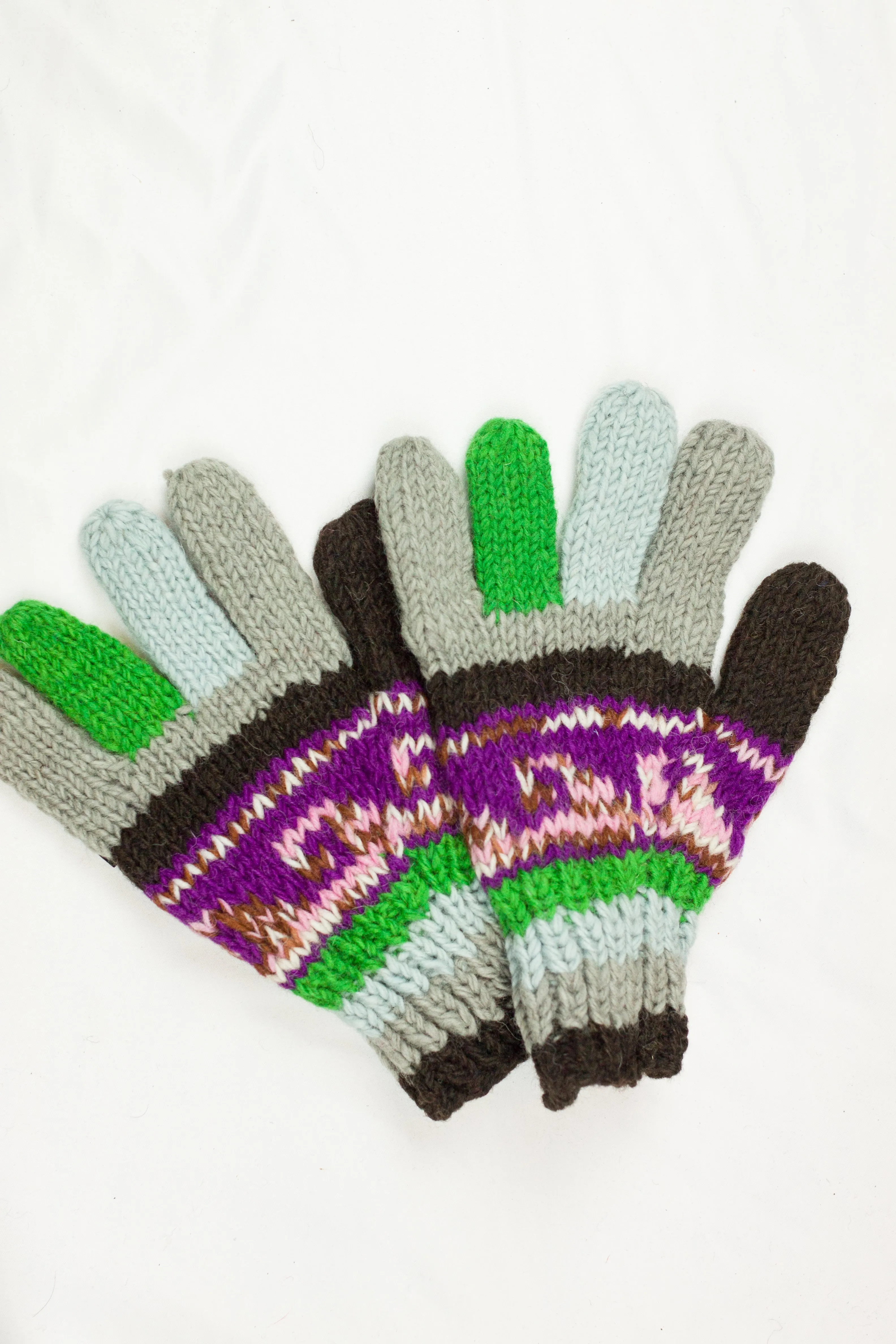 Hand knitted woolen gloves with soft inner fleece liner - unisex