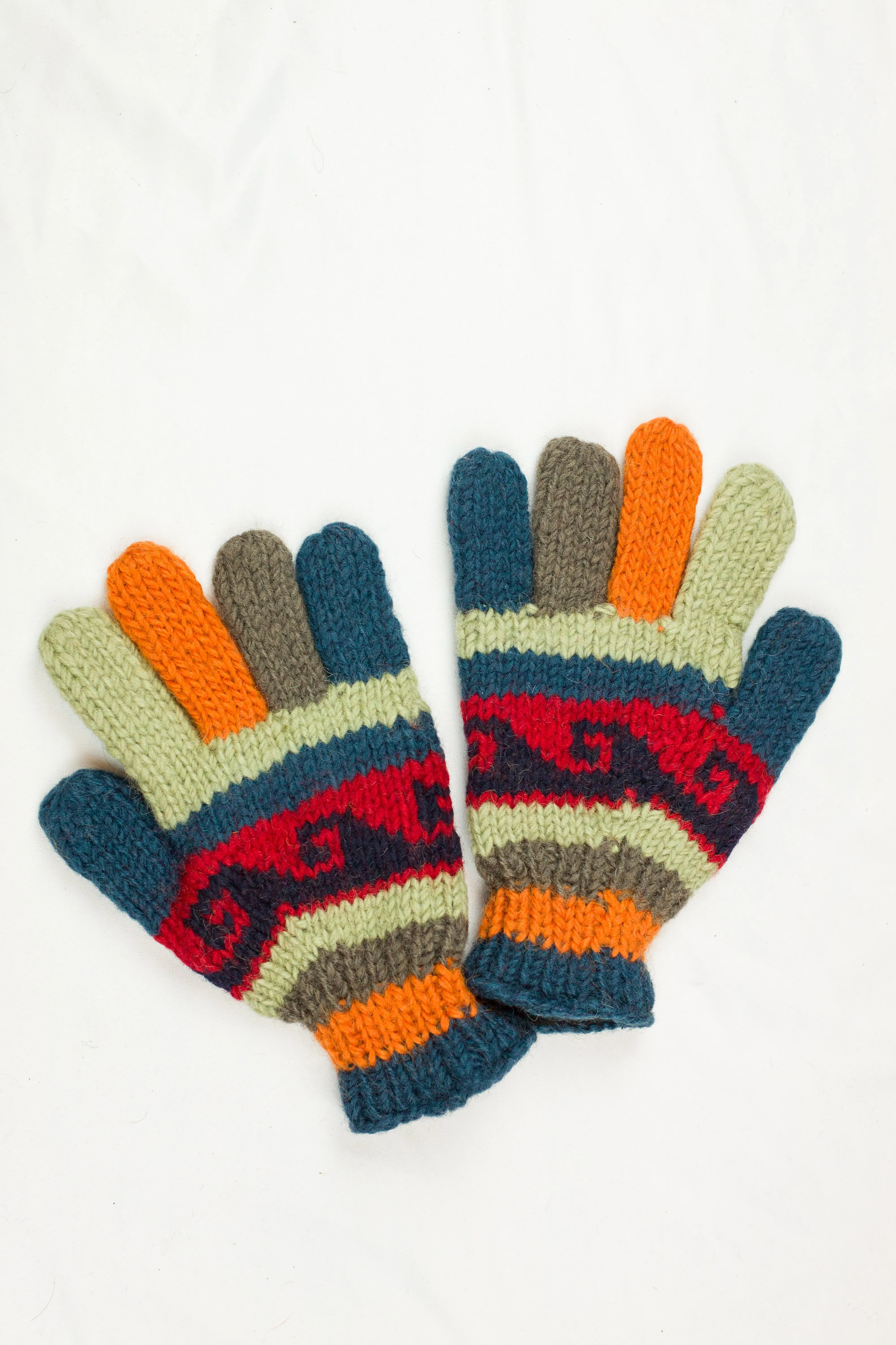 Hand knitted woolen gloves with soft inner fleece liner - unisex