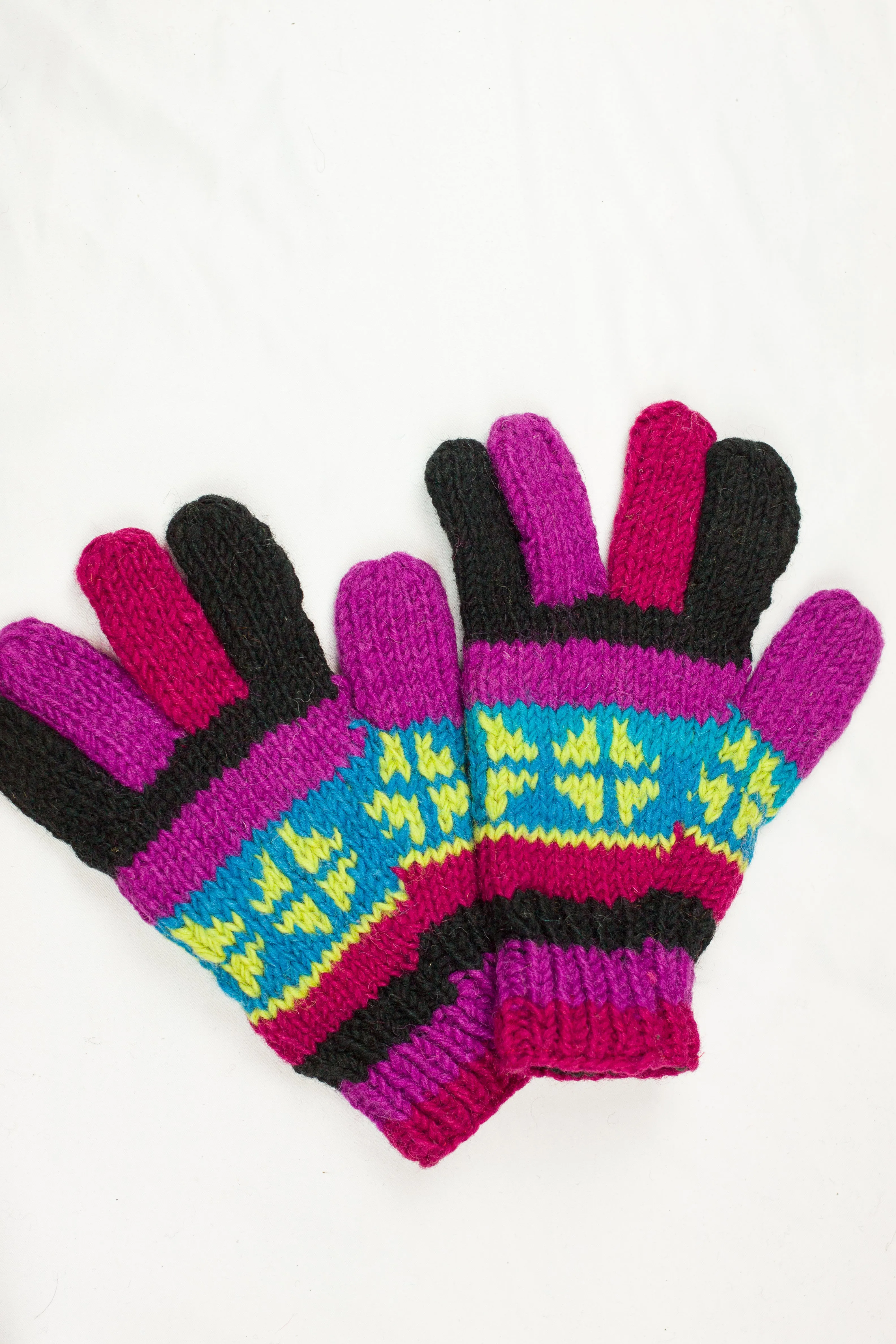 Hand knitted woolen gloves with soft inner fleece liner - unisex