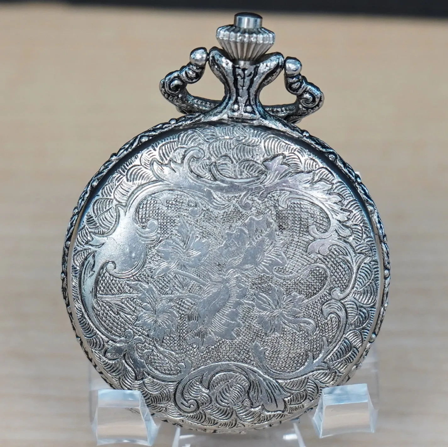 HENRY V Manual Pocket Watch Antimagnetic Railroad Engraved Decorated Hunter Case
