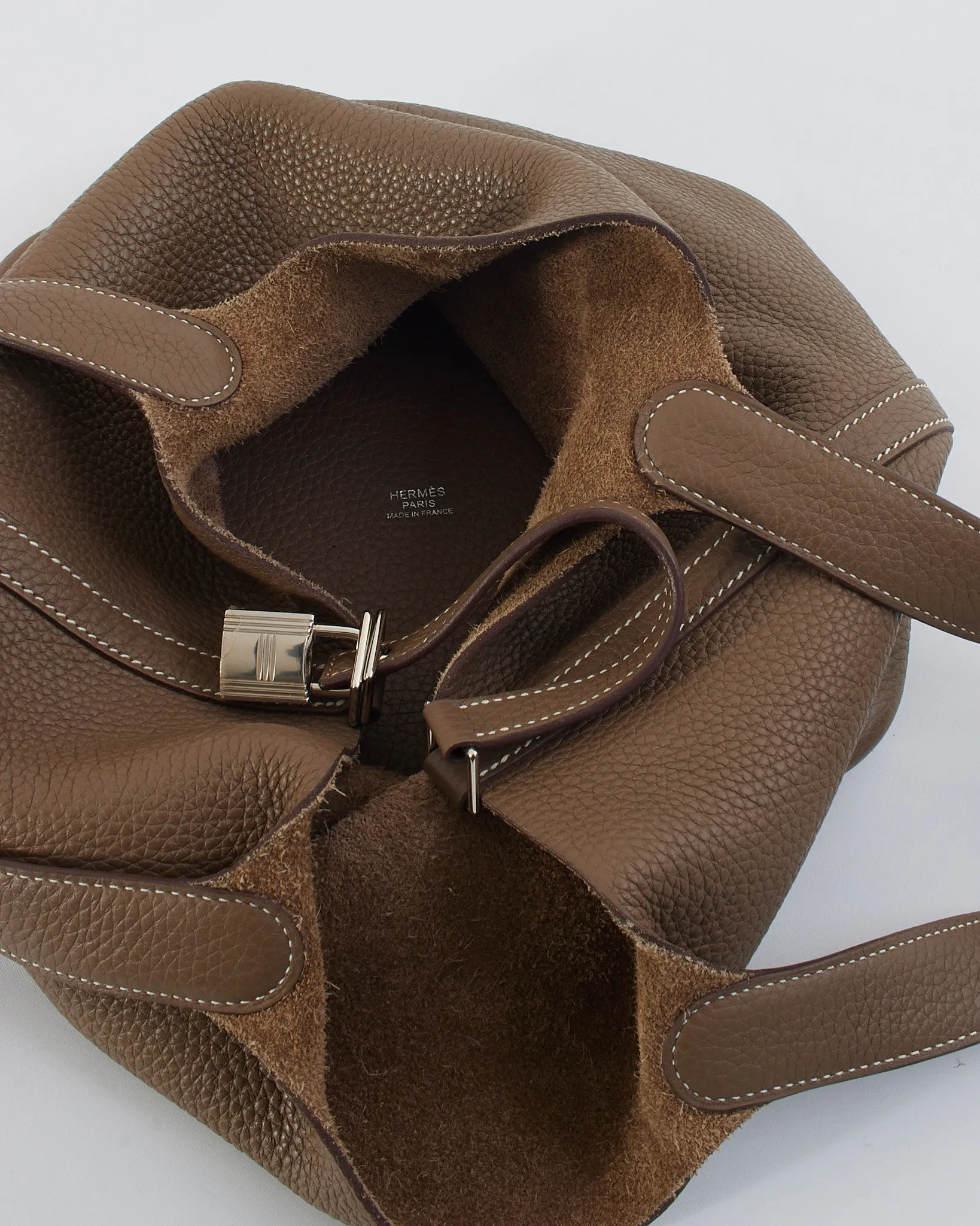 Hermès Etoupe Taurillon Clemence Picotin 22 Tote
