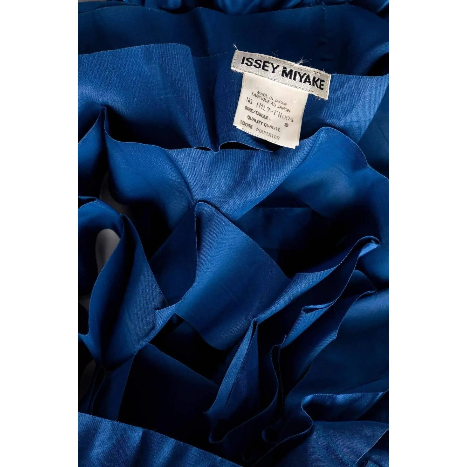 ISSEY MIYAKE Blue Satin Ribbon Cage Dress | Size S