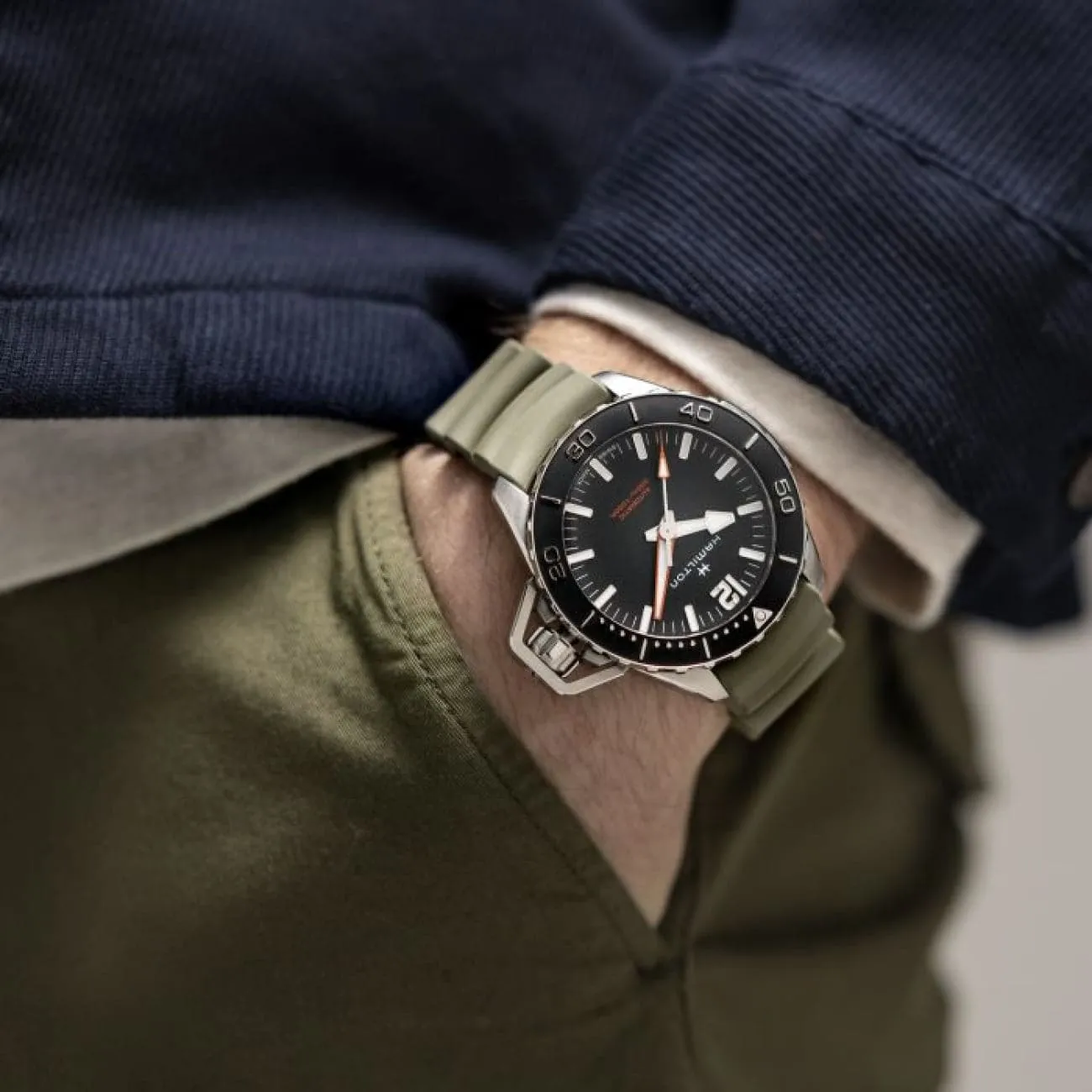 KHAKI NAVY FROGMAN AUTO