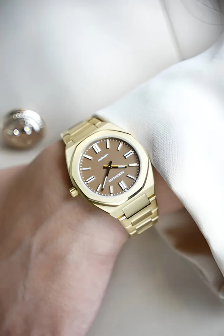 Ladies Cinnamon Brown Gold Club 34
