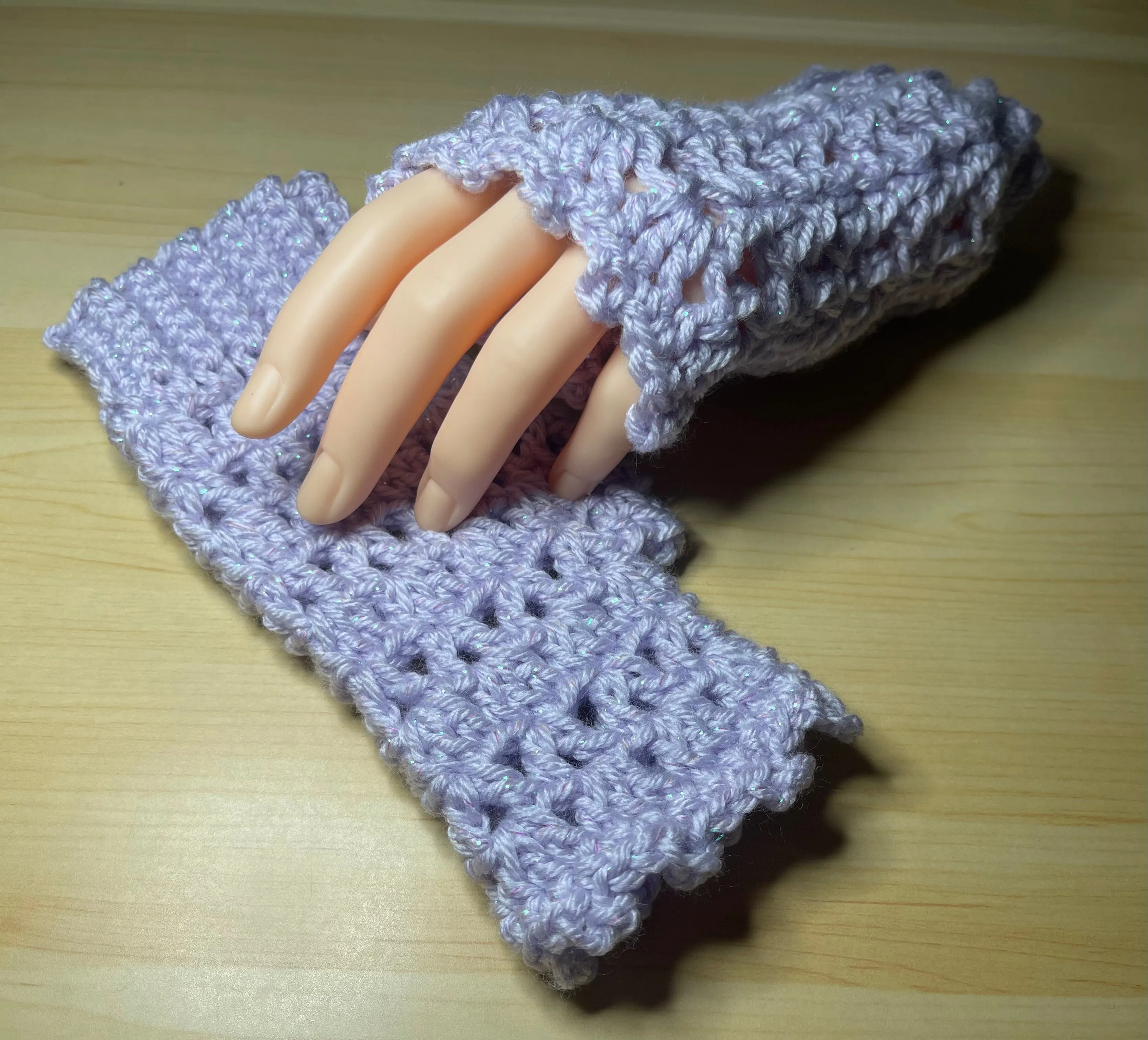 Lavendar Tinsel Fingerless Gloves
