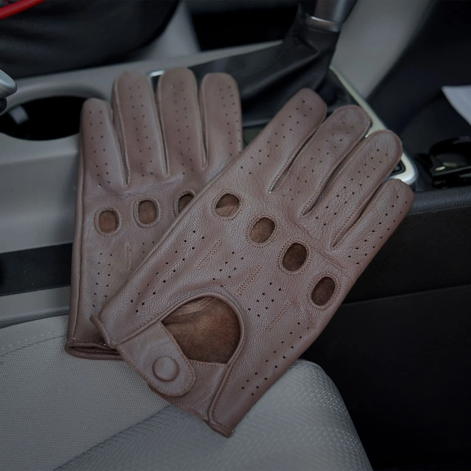 Leatherick Men's Tan Brown Classic Genuine Leather Driving Gloves