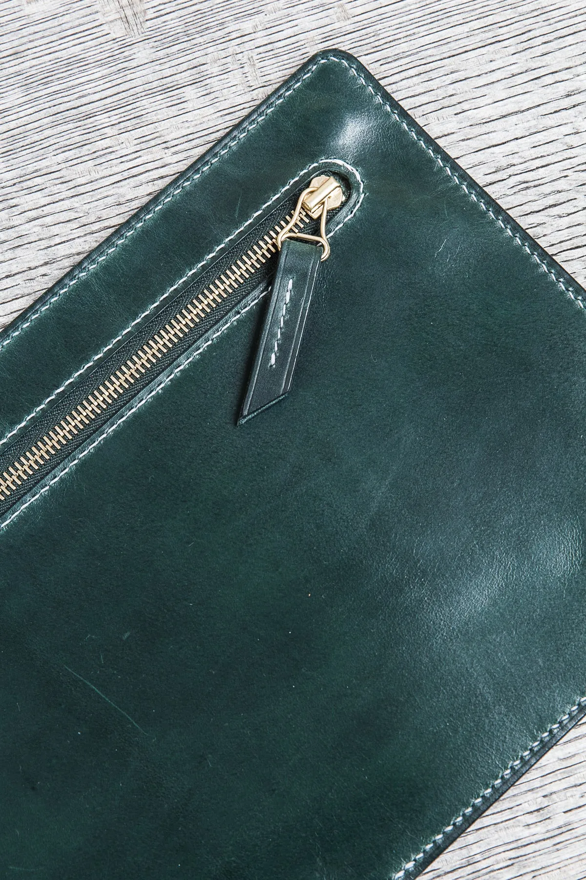 Lone Wolf Leather Messenger Bag Tärnsjö Veg Tanned Green Leather