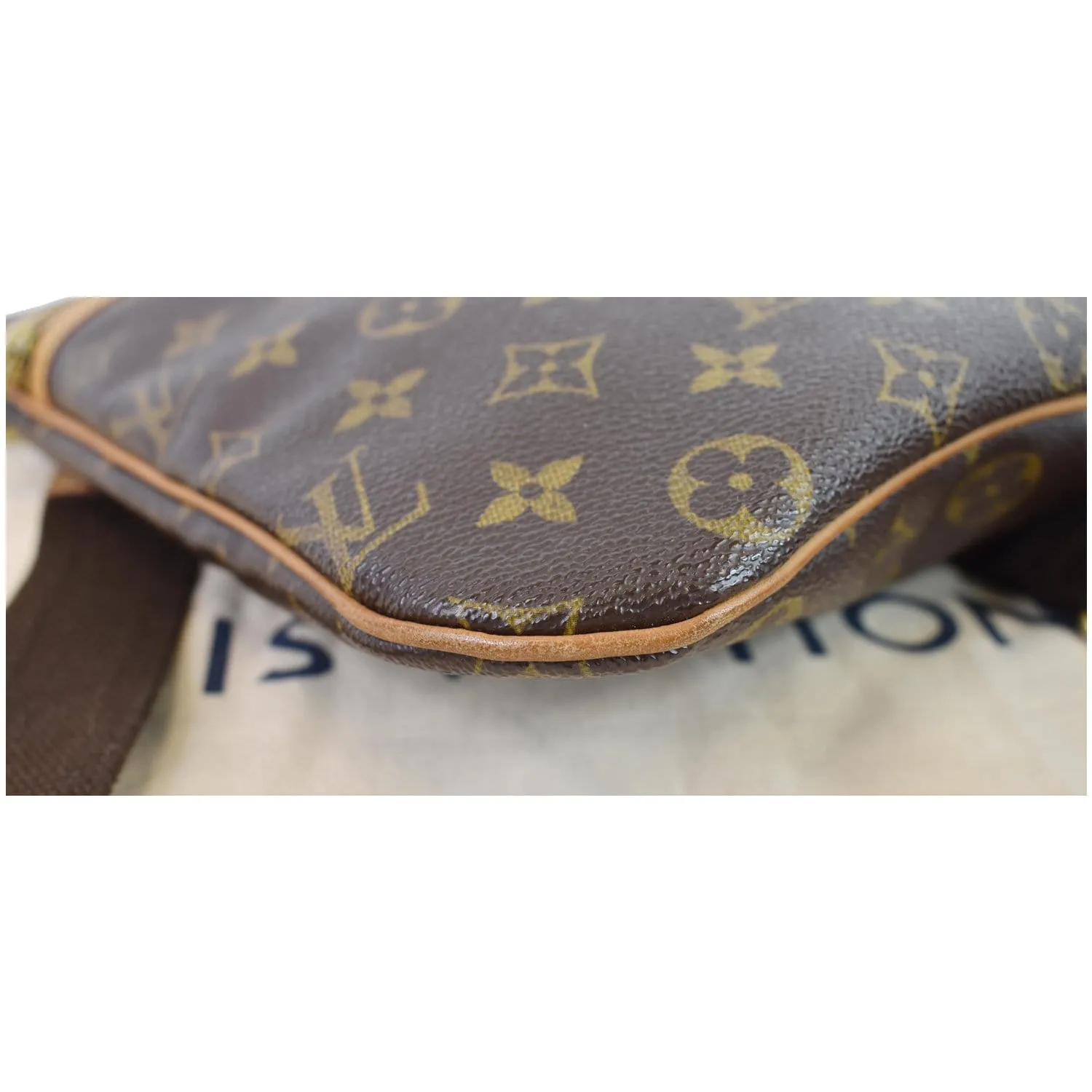 LOUIS VUITTON Bosphore Pochette Monogram Canvas Shoulder Bag Brown