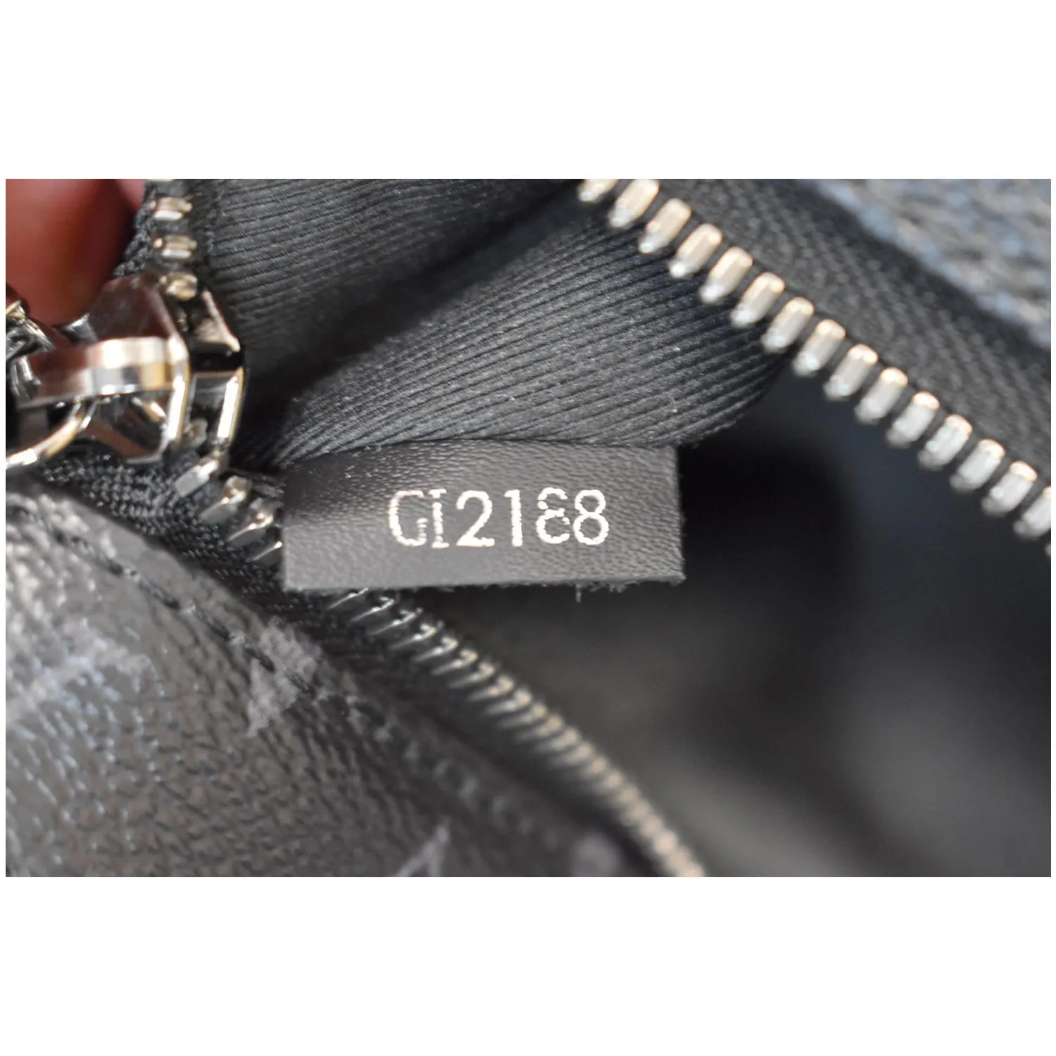 LOUIS VUITTON District MM Monogram Eclipse Messenger Bag Black