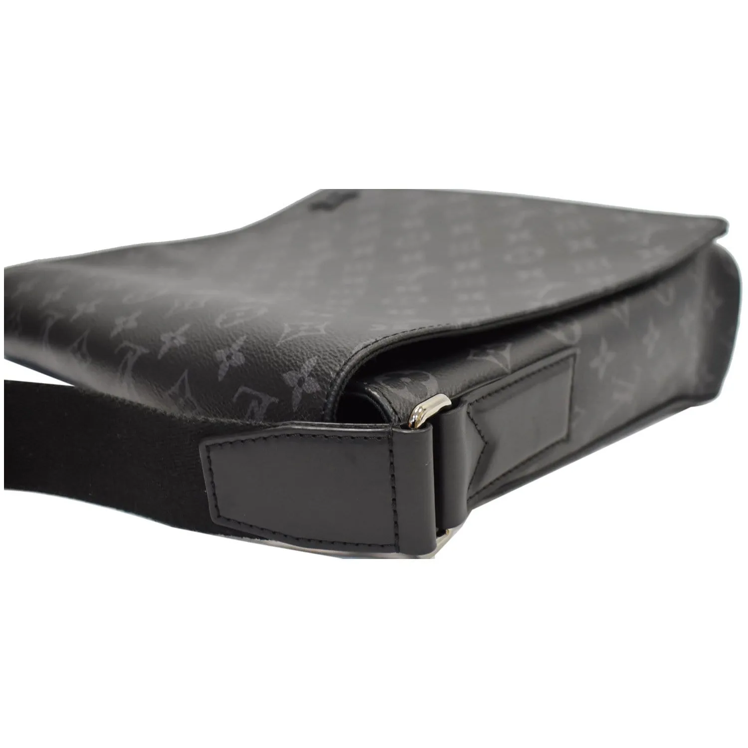 LOUIS VUITTON District MM Monogram Eclipse Messenger Bag Black