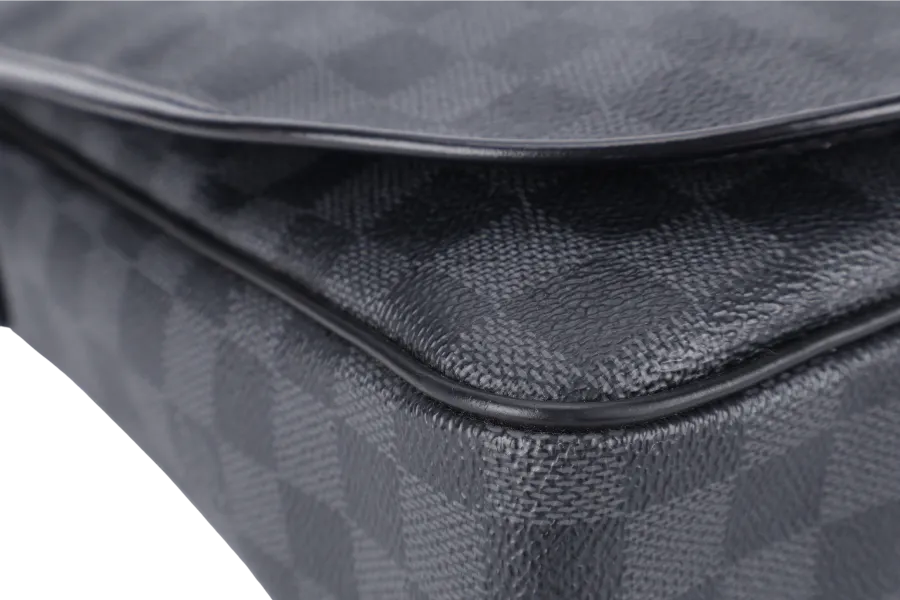 LOUIS VUITTON N58029 DANIEL MM DAMIER GRAPHITE CANVAS SILVER HARDWARE NO DUST COVER