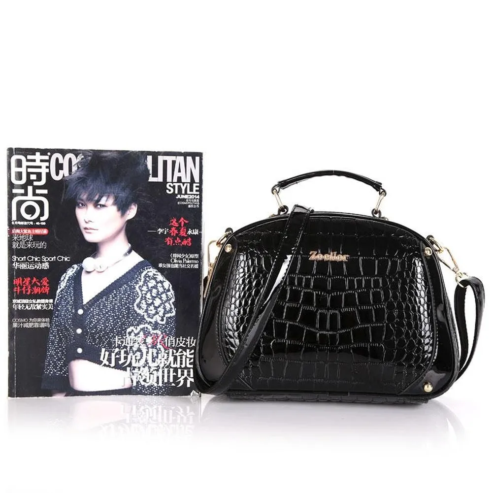 <bold>Messenger  / Crossbody Bag  <br>Vegan-Leather