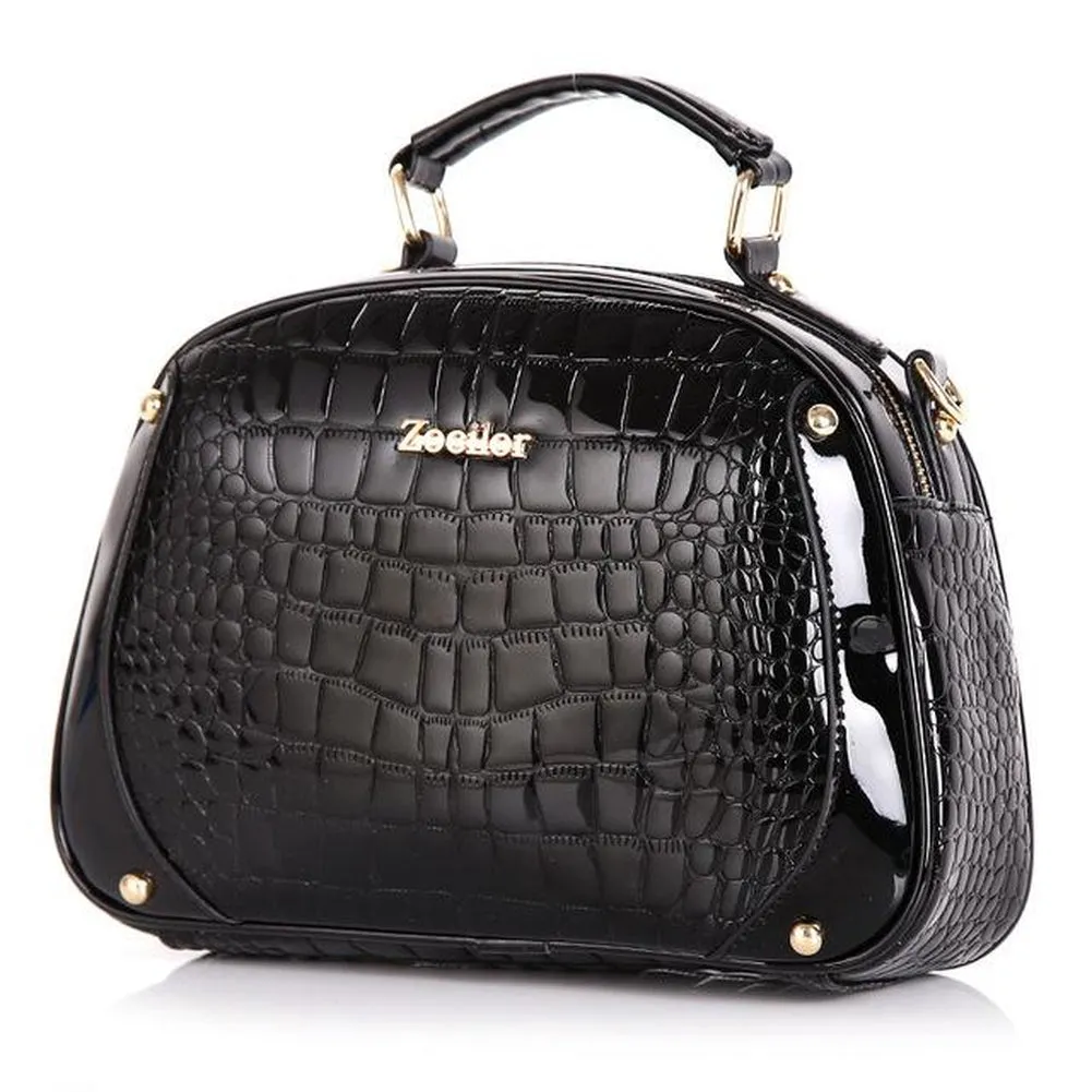 <bold>Messenger  / Crossbody Bag  <br>Vegan-Leather