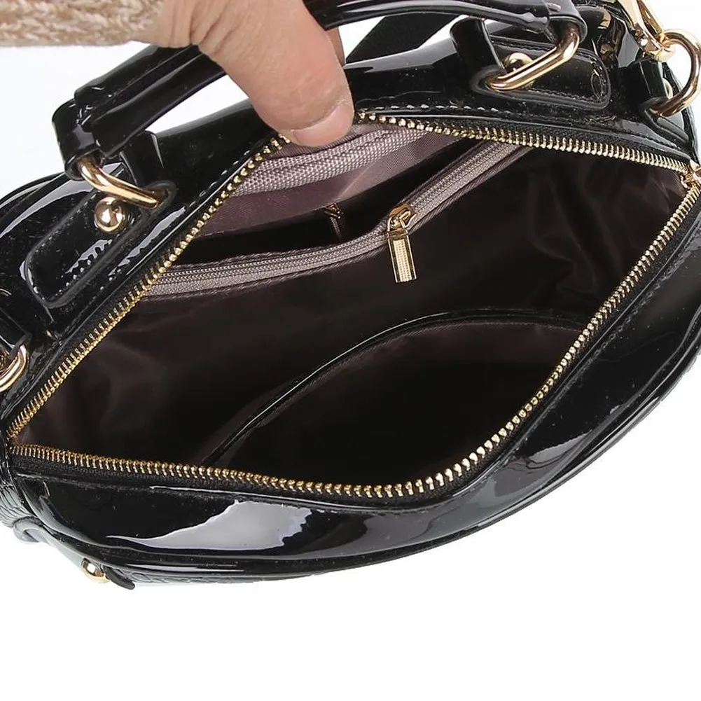 <bold>Messenger  / Crossbody Bag  <br>Vegan-Leather