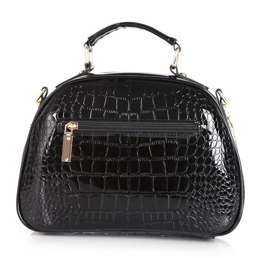 <bold>Messenger  / Crossbody Bag  <br>Vegan-Leather