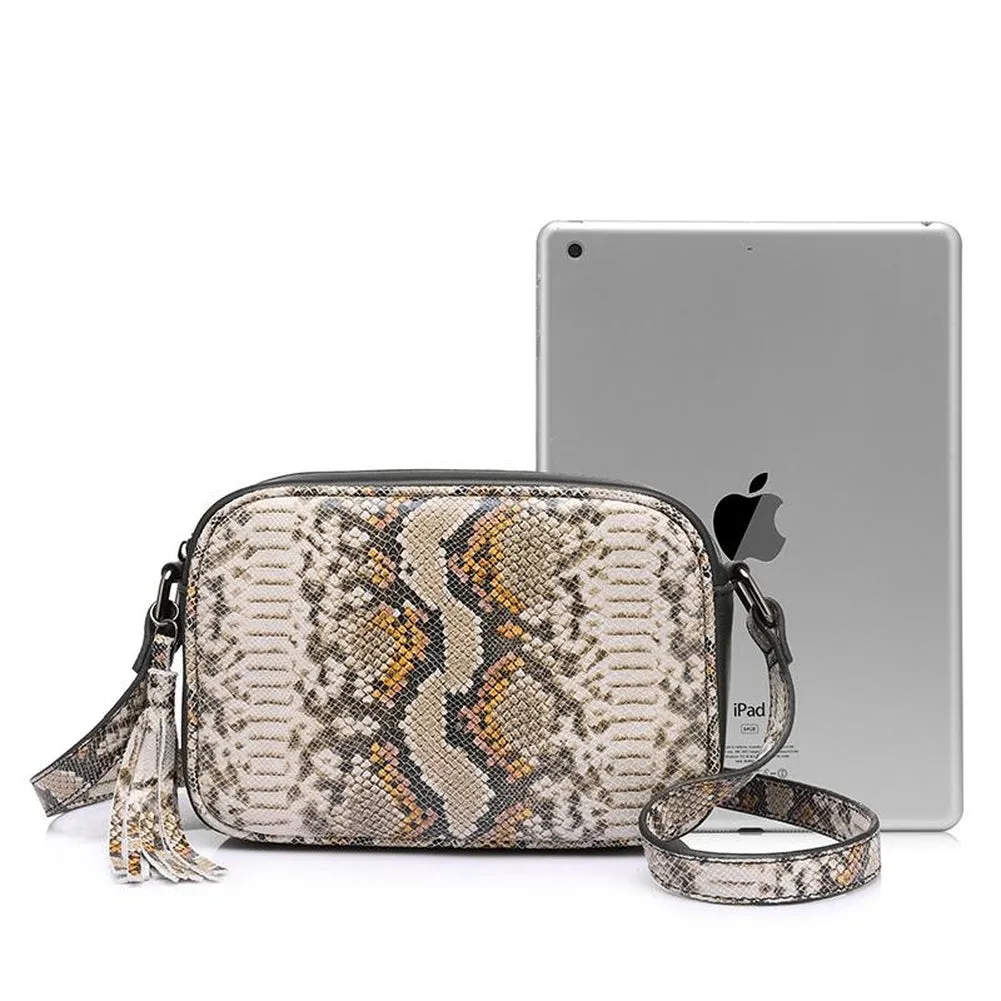 <bold>Shell  / Crossbody Bag <br>Genuine-Leather