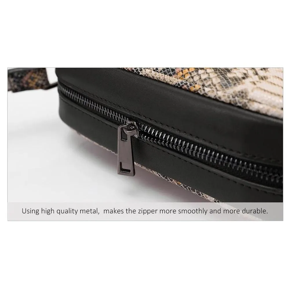 <bold>Shell  / Crossbody Bag <br>Genuine-Leather