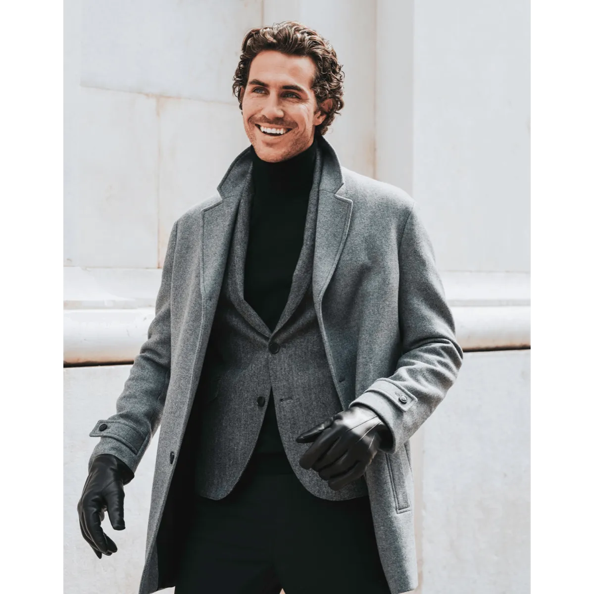 Marco (black) - Italian lambskin leather gloves with brown rabbit fur lining