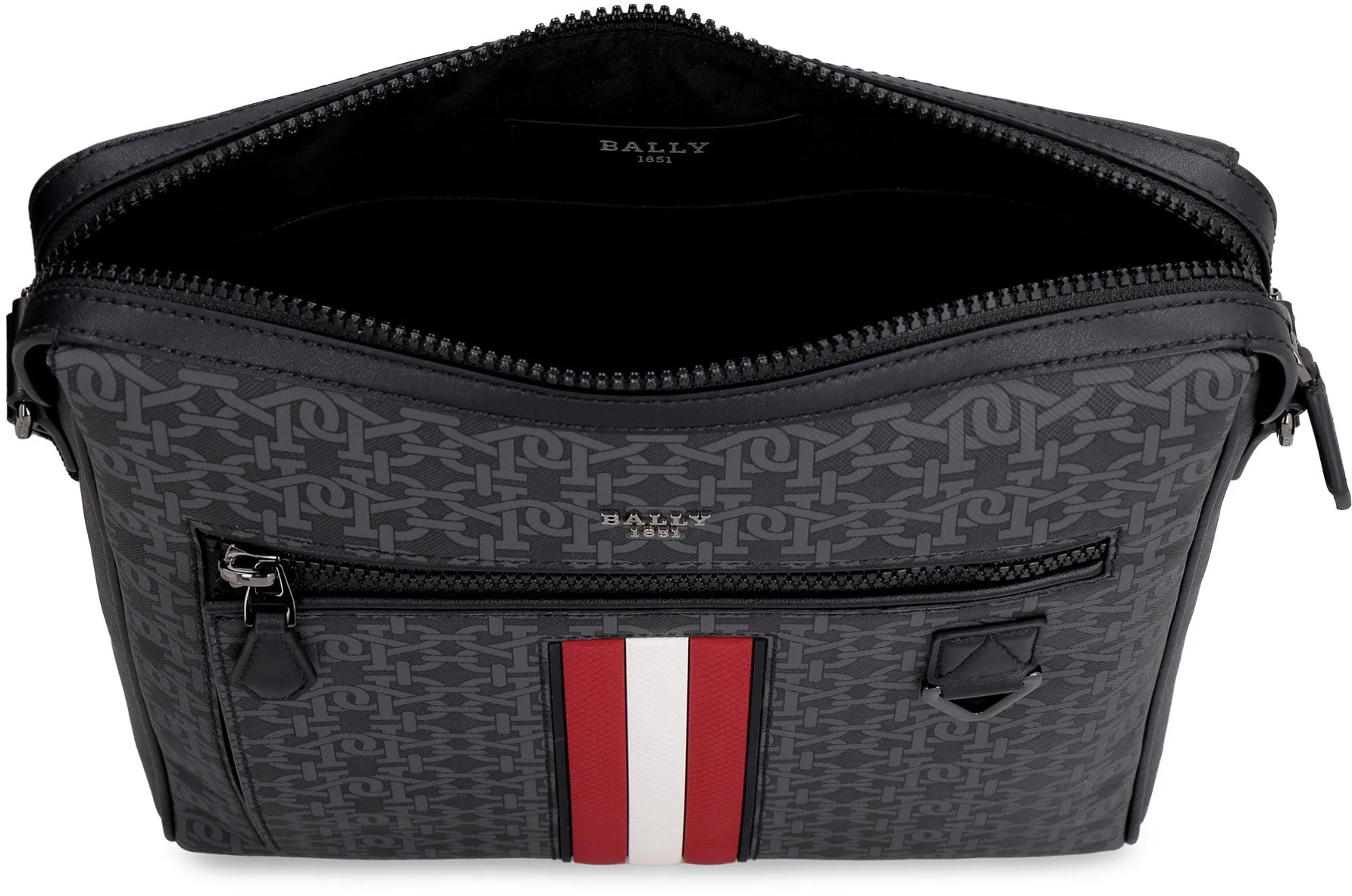 Mecoy leather messenger bag