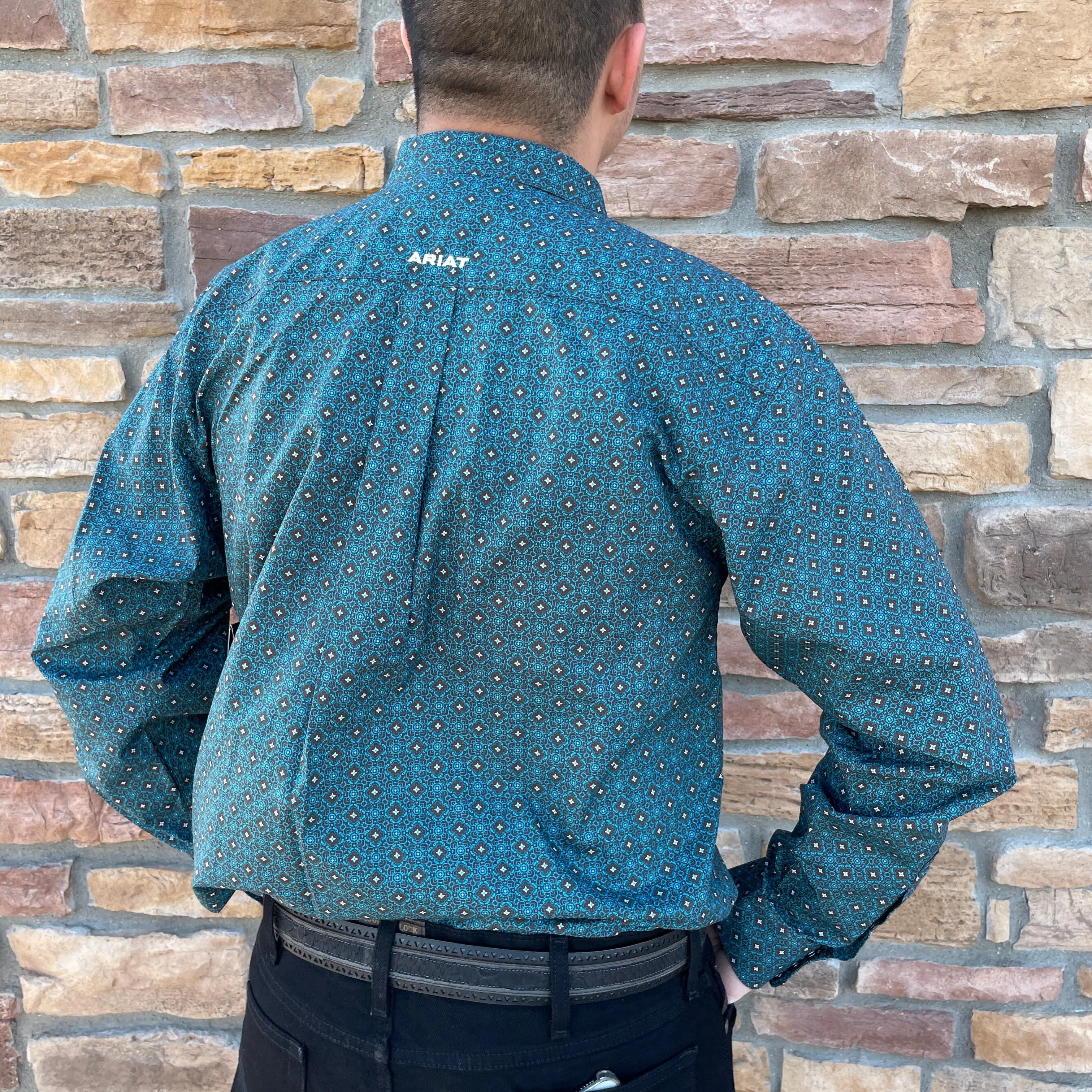 Men’s Ariat Bitter Chocolate Broderick Classic Fit Shirt