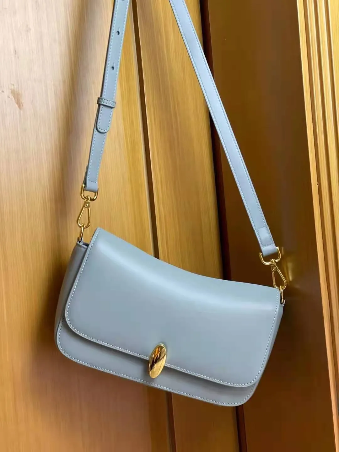 Messenger Female genuine leather Luxury Crossbody Bags