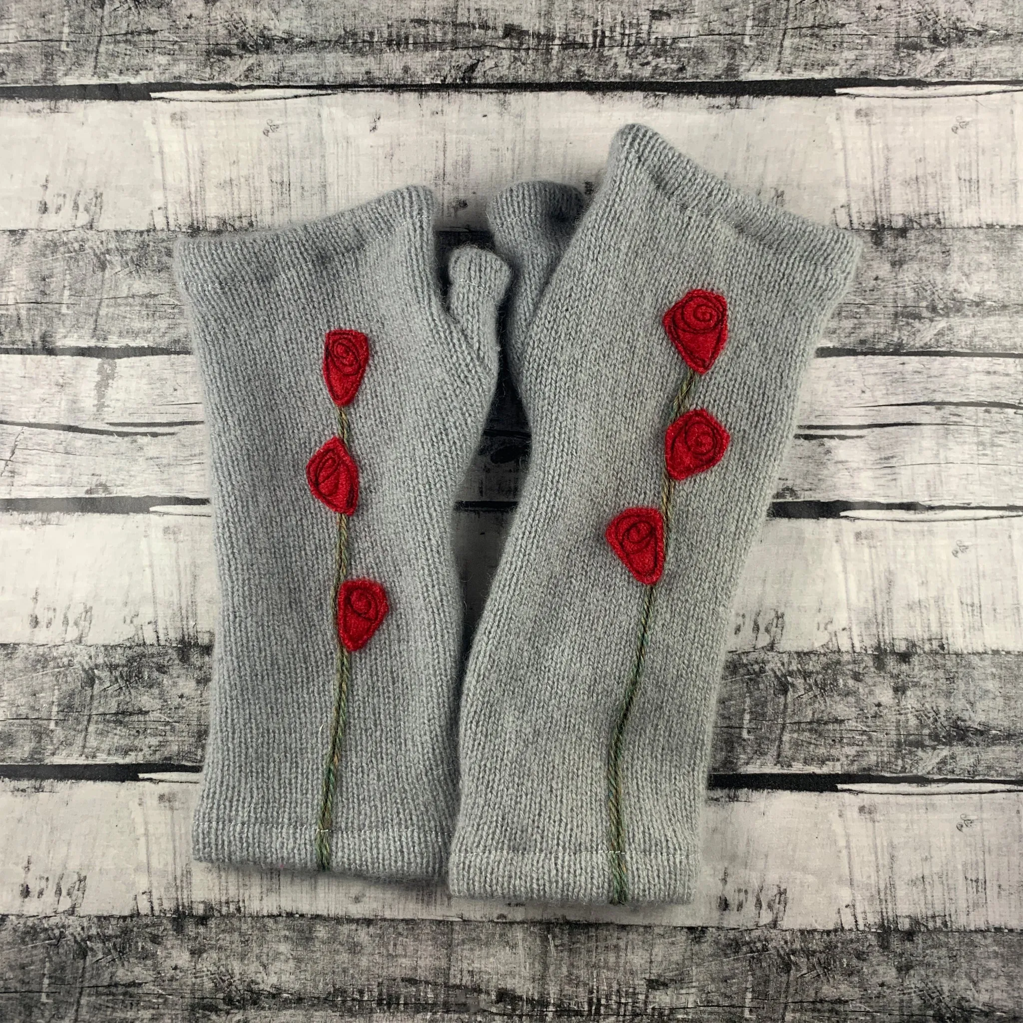 NEW! Cashmere Fingerless Gloves with Rosebuds by Sardine