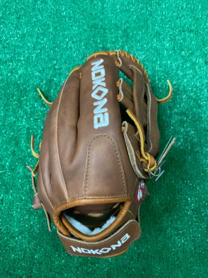 Nokona Walnut™ 12" Fastpitch Glove