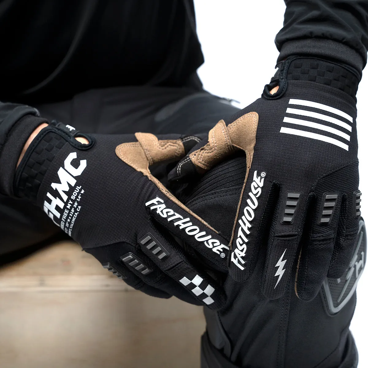 Off-Road Sand Cat Glove - Black/Black