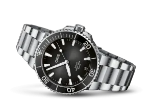 Oris Aquis Date Cal 400 Anthracite