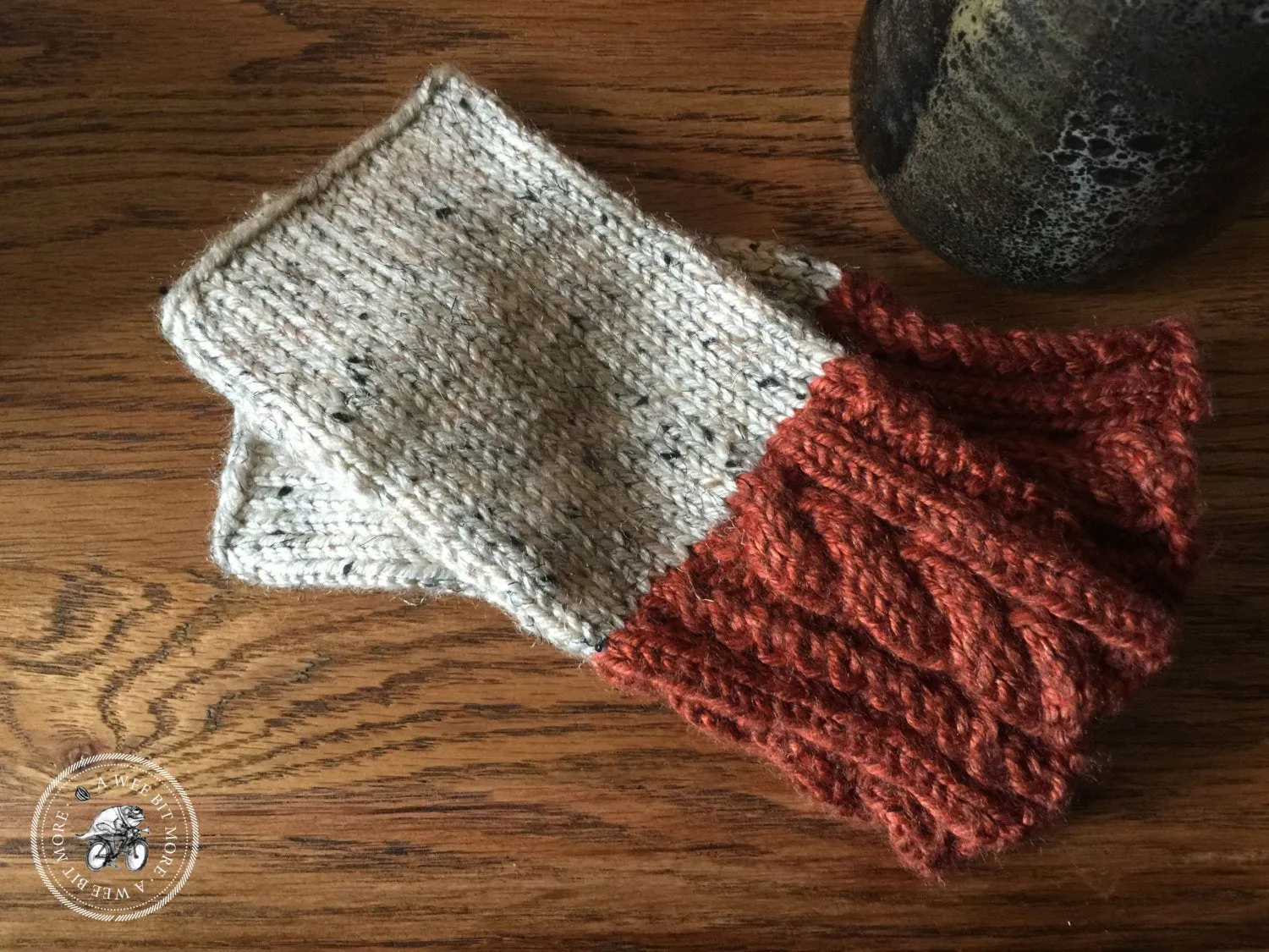 PATTERN Rusty Wheat Fingerless Mitts, Vegan